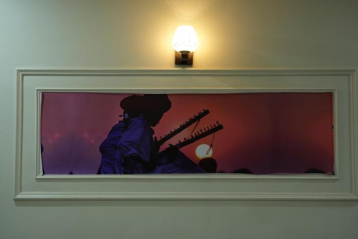 krishna sheesh mahal