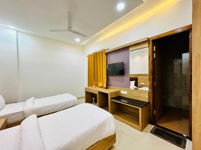 hotel silver bricks