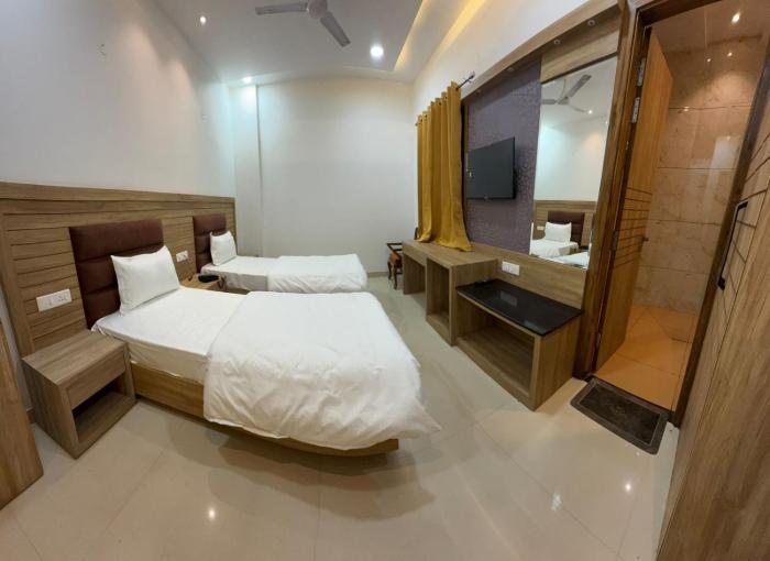 hotel silver bricks