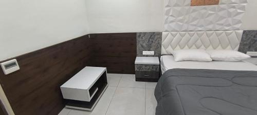 jsr grand hotel and banquets