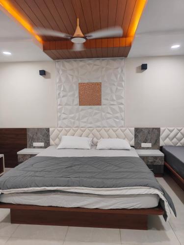 jsr grand hotel and banquets