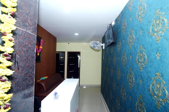 sri sai comforts bannerghatta main road