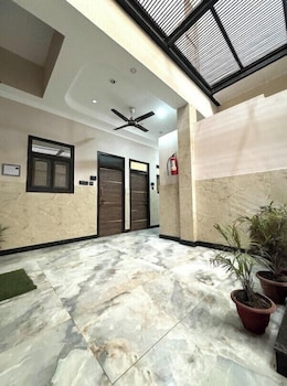 hotel kelson dx near ramakrishna metro