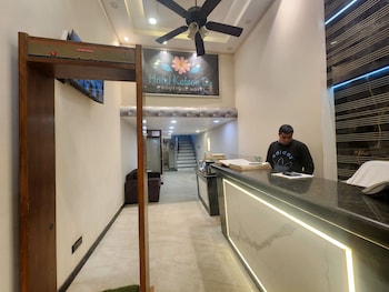 hotel kelson dx near ramakrishna metro