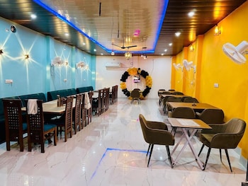 hotel the baithak