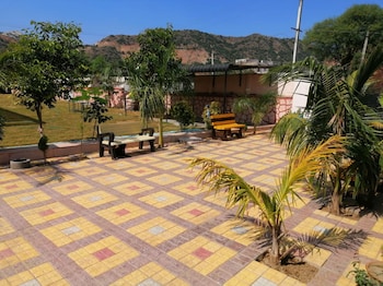 palm farm house resort ajmer