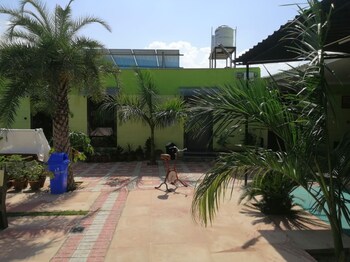palm farm house resort ajmer