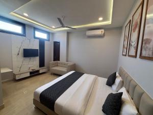 hotel saffron hive