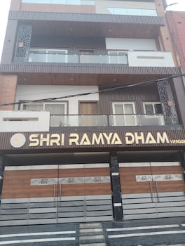 Shri Ramya Dham,,3 star