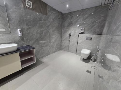 hotel ayushman