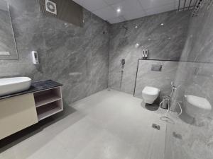 hotel ayushman