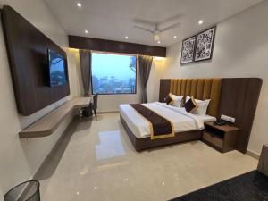 hotel ayushman