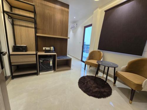 hotel ayushman