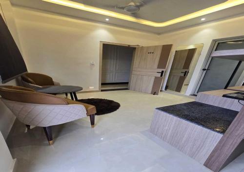 hotel ayushman