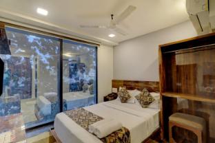 hotel vile parle executive near nanavati