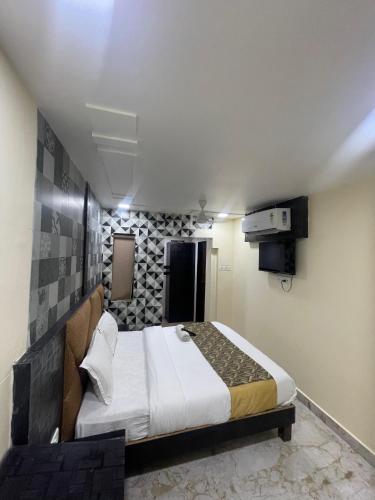 hotel vile parle executive near nanavati