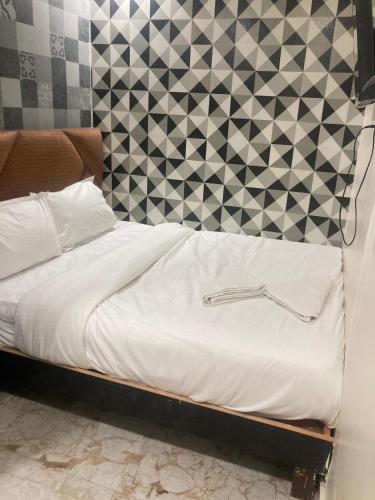 hotel vile parle executive near nanavati