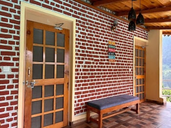 mehra paradise and cafe