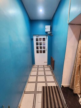 The Trishul Stay,,2 star