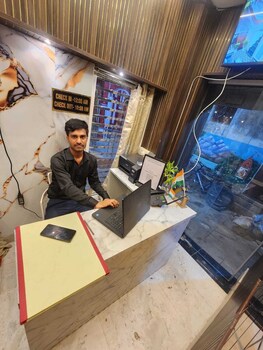 The Trishul Stay,,2 star