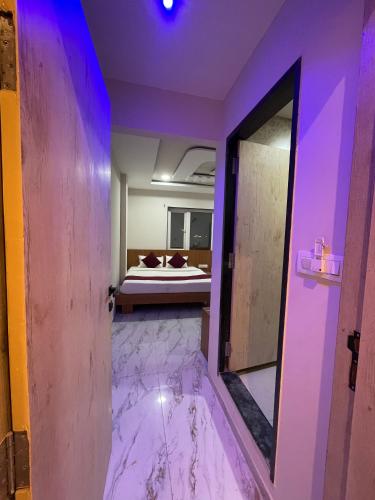 hotel loto central ujjain station