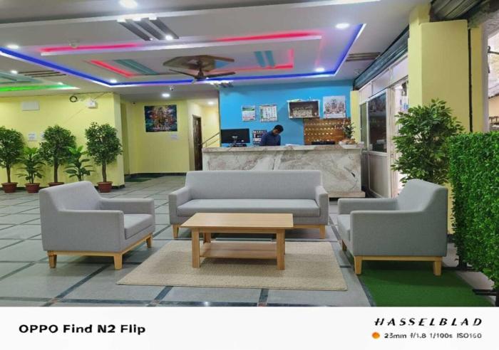 hotel priyadarshini grand