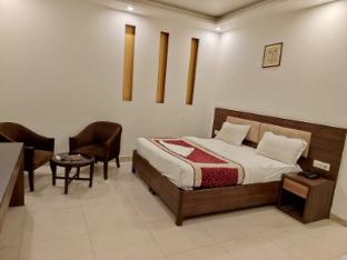 hotel peridot near delhi airport