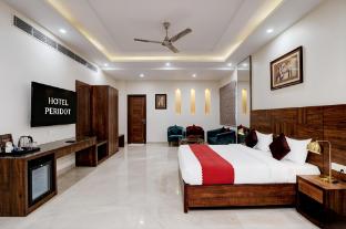 hotel peridot near delhi airport