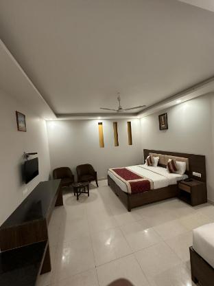 hotel peridot near delhi airport