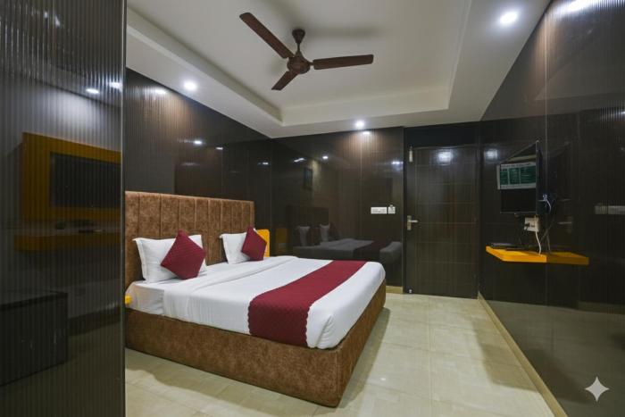 hotel peridot near delhi airport