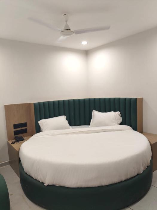 hotel shiva inn