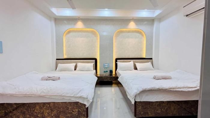 hotel om mangalam palace