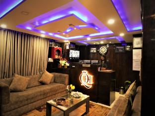 hotel queen