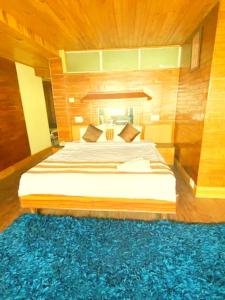 hotel queen