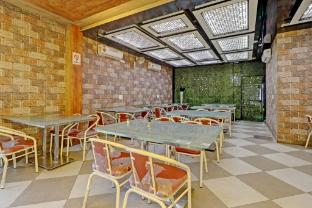 hotel o white rabbit