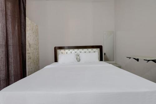 hotel o white rabbit