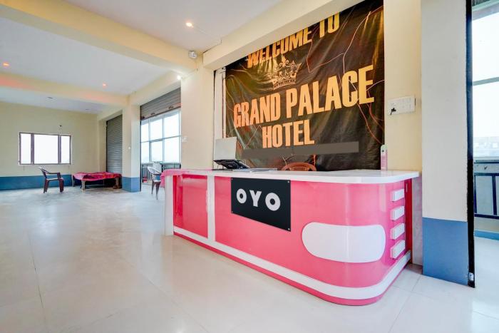 spot on grand palace hotel