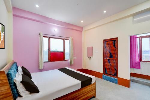 Spot On Grand Palace Hotel,,3 star