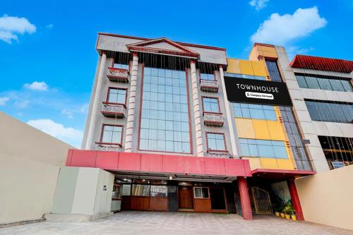 townhouse godavarikhani bus terminal formerly sai leela residency