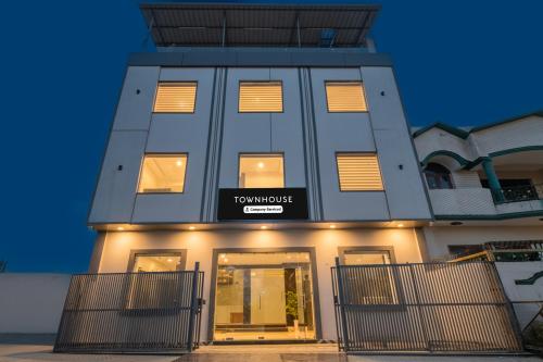 townhouse gt road amritsar