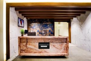 super townhouse shri prasanna anjaneya temple bangalore formerly high rise