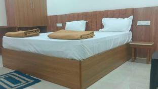 Hotel O V Guest Inn,,3 star
