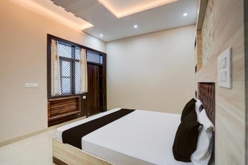 spot on shyam niwas