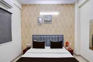 townhouse noida sector 70 formerly palm paradise