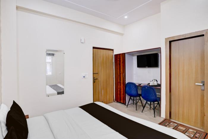 townhouse noida sector 70 formerly palm paradise