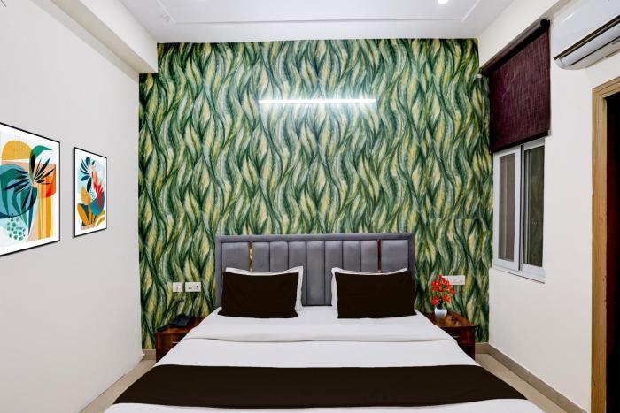 townhouse noida sector 70 formerly palm paradise