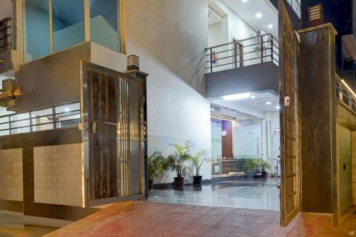 townhouse noida sector 70 formerly palm paradise