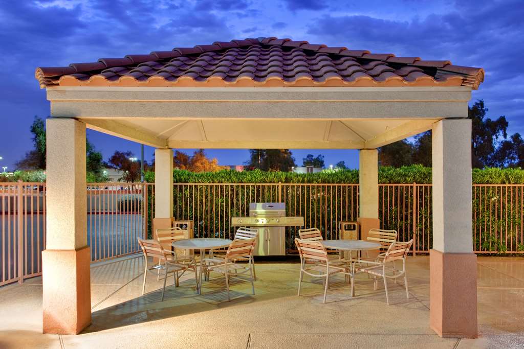 sonesta simply suites phoenix tempe