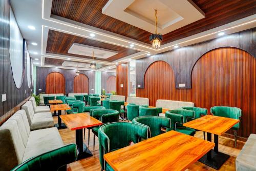 spot on hl iin restaurant