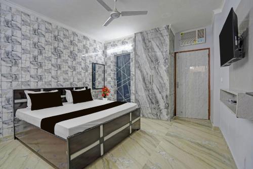 Hotel O Lotus Stay Bnb,,3 star